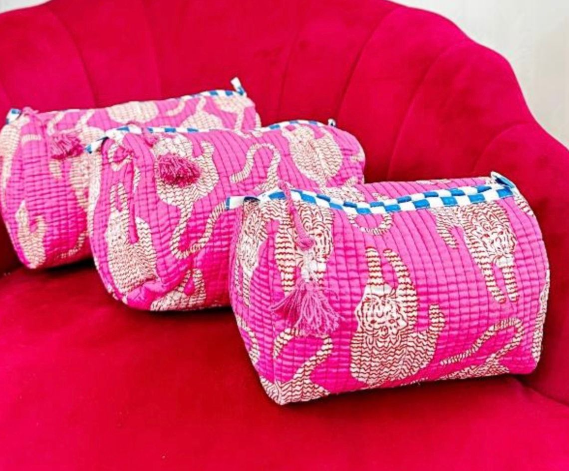 Washbags - pink tiger