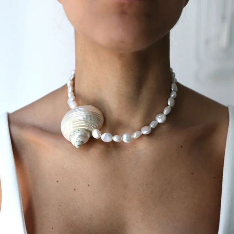 Pearl seashell necklace
