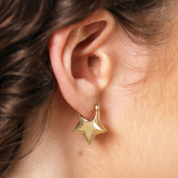 Chunky star huggie hoop gold earrings
