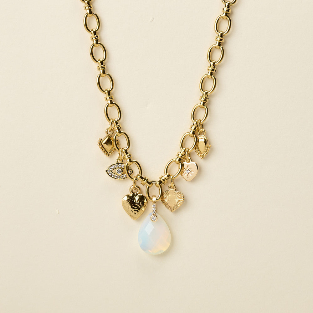 by garance Suna necklace - love
