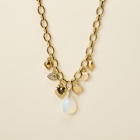by garance Suna necklace - love