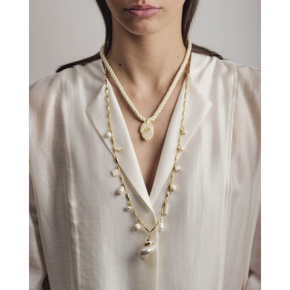 by garance Suzy hand set necklace