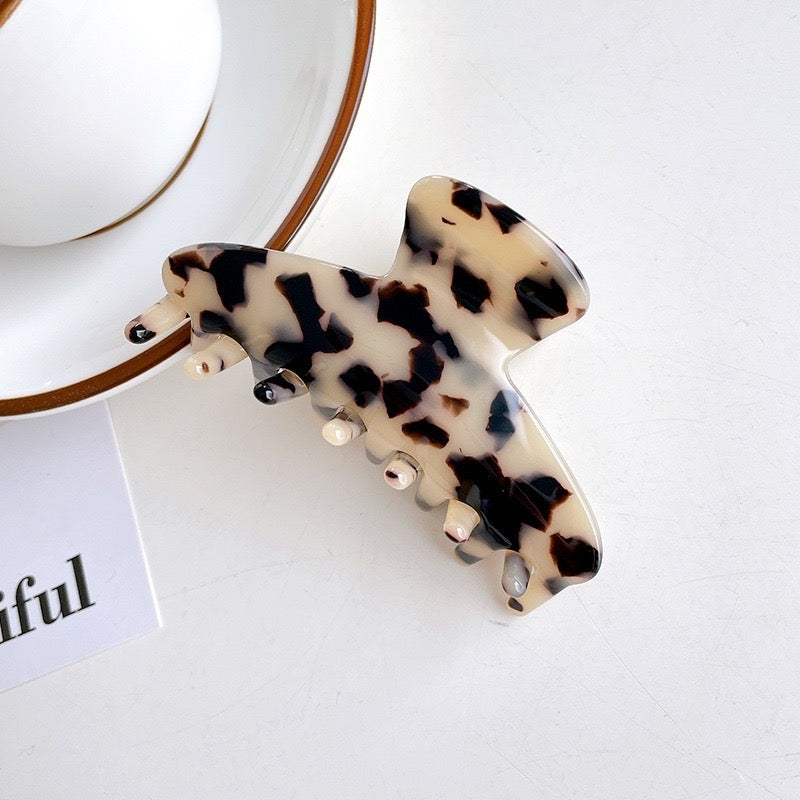 Marble claw clips