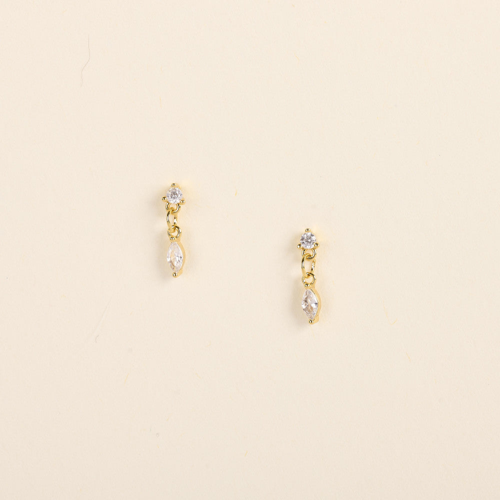 by garance Sela small diamond earrings
