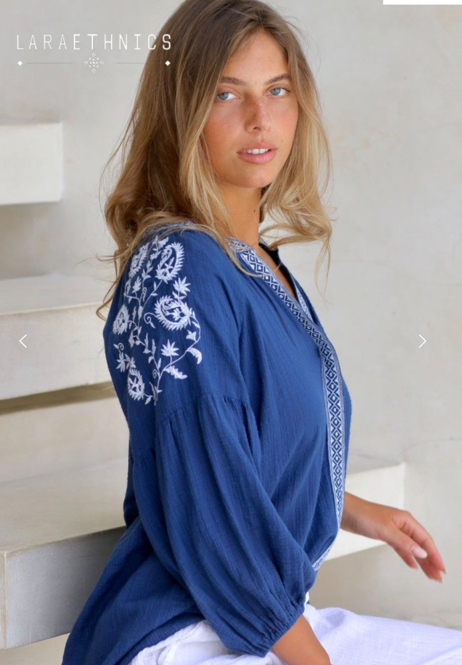 Laraethnics Canel embroidered blouse