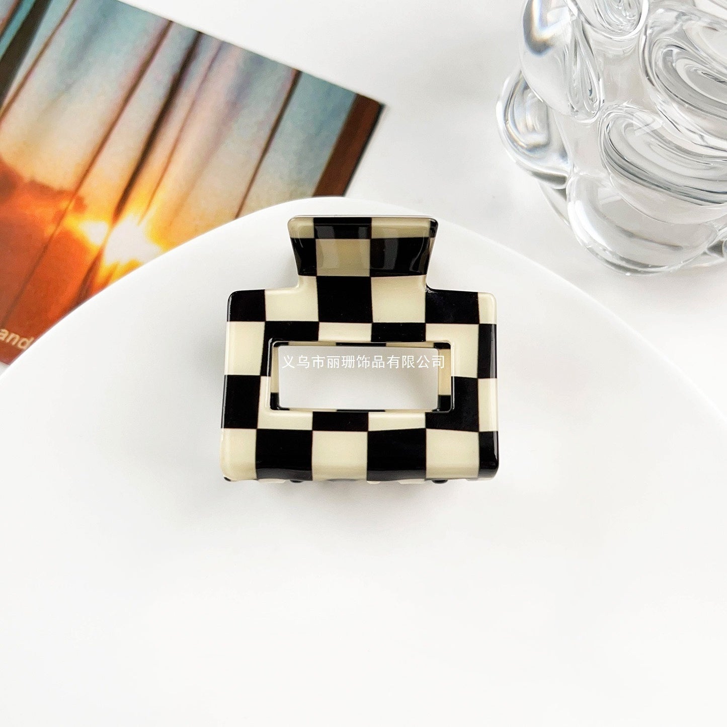 Checker claw clips