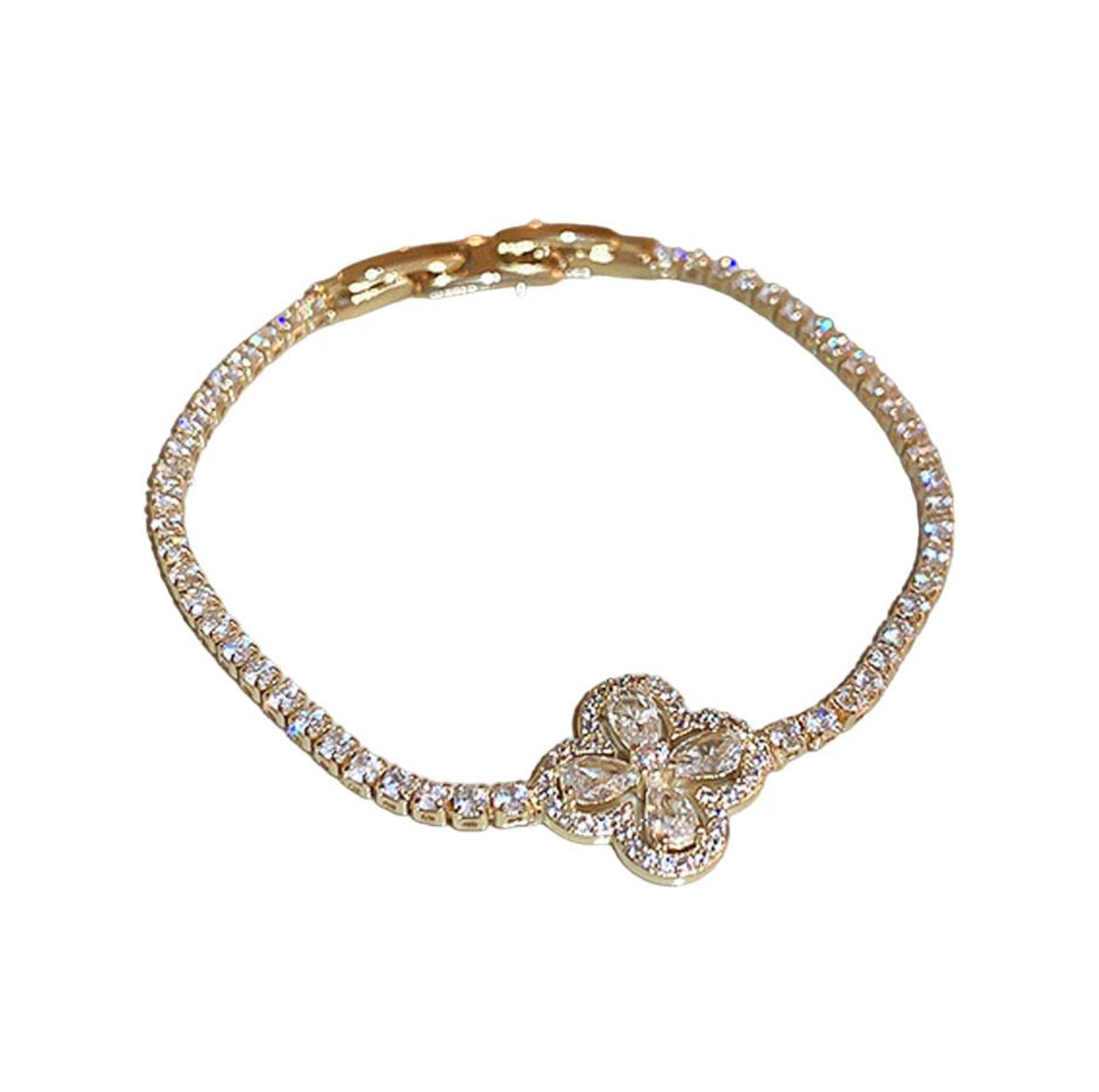 Crystal full encrusted clover bracelet in gold