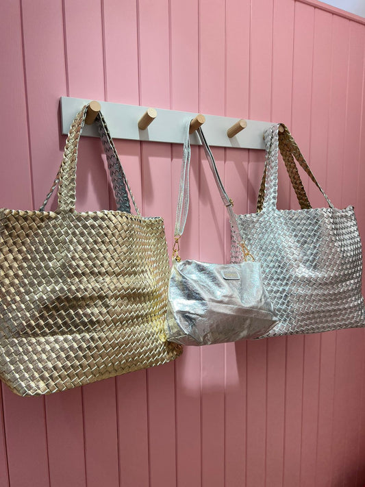 Reversible weave tote with crossover bag - gold/silver