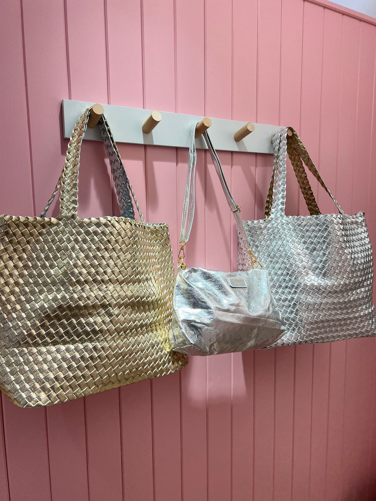 Reversible weave tote with crossover bag - gold/silver